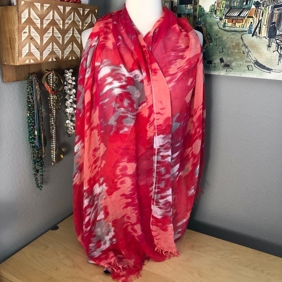 TAHARI Abstract Floral Scarf - Fairy Core - Picture 1 of 9